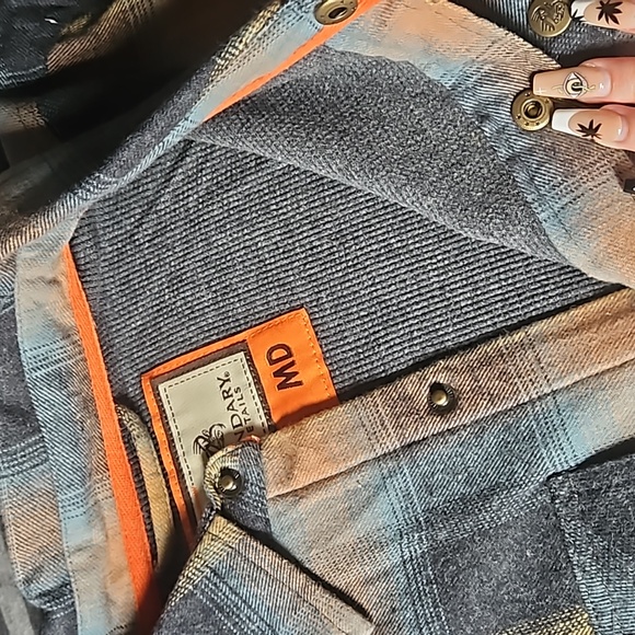 New Legendary Whitetails Flannel Jacket medium in brown orange blue cream black - Picture 2 of 3